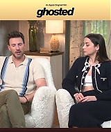 2023-Ghosted_FeaturetteInterview003-075.jpg