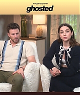 2023-Ghosted_FeaturetteInterview003-140.jpg