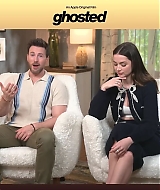 2023-Ghosted_FeaturetteInterview008-100.jpg